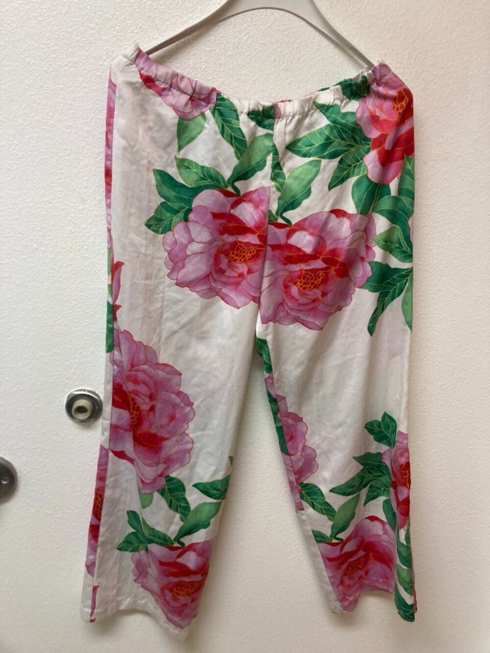 NATORI Floral Pajama Bottoms (M)